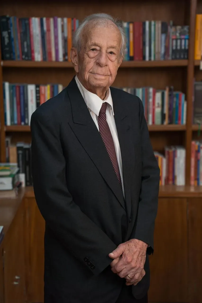 Dr. Marco Tayah